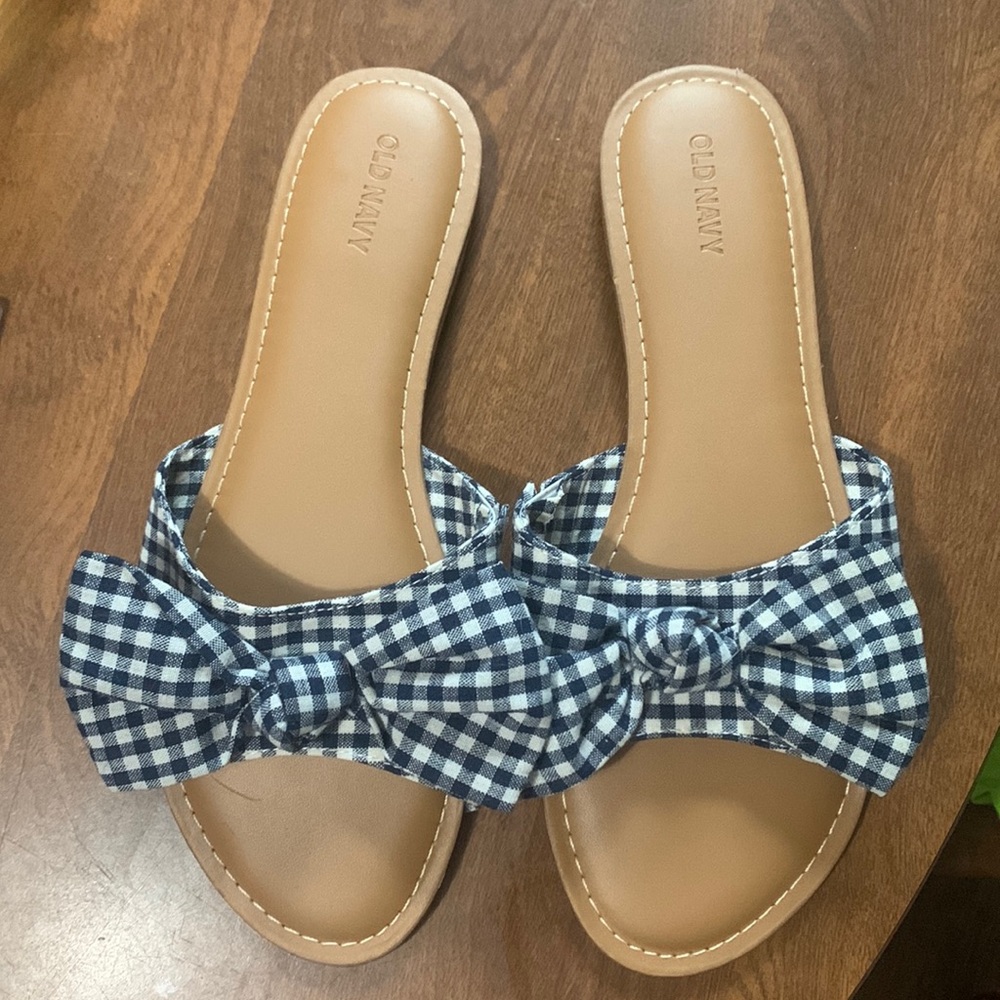 Old navy Sandals